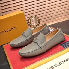 Louis Vuitton Low Shoes